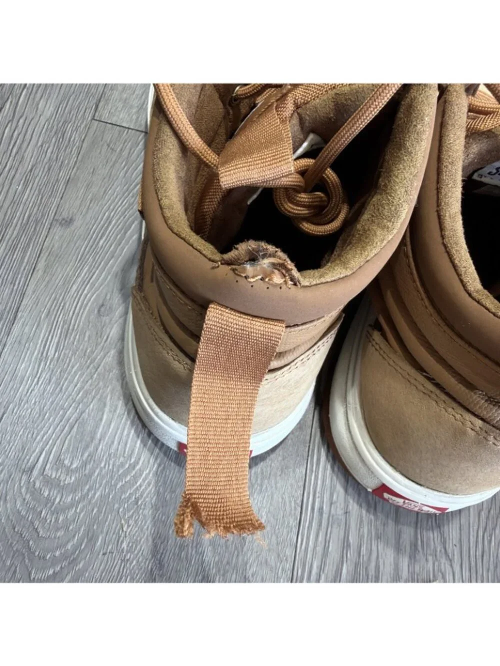 VANS UltraRange Hi DL MTE, Mens Sz 11 Chipmunk Marshmallow